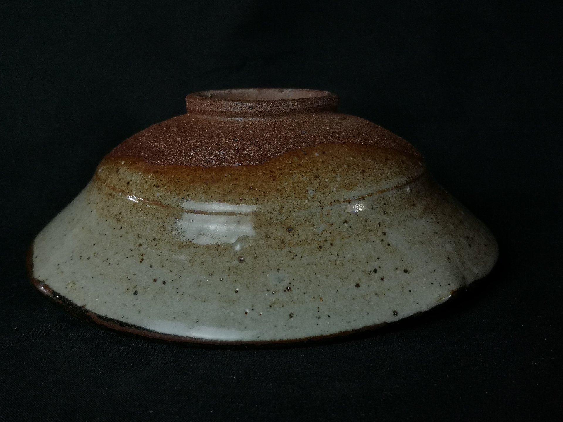 Brush Decorated Oval Karatsu Dish (flower motif)